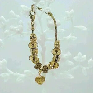 Goldie Heart Charm Bracelet